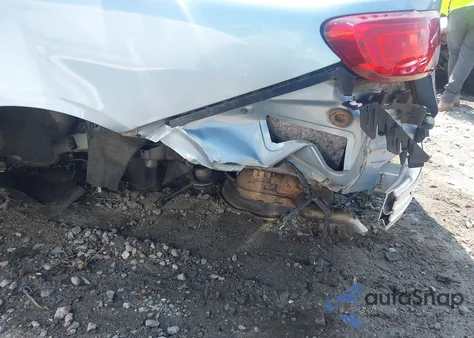 2015 Chrysler 200 C из США, поврежденный, VIN 1C3CCCCB5FN661168